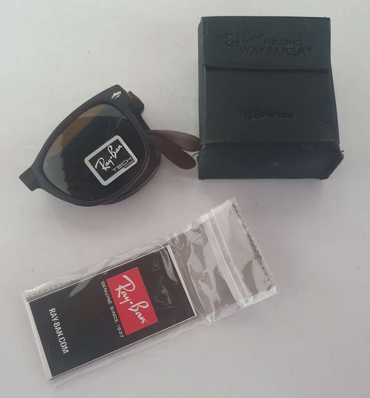 Ray-Ban RB4105 Wayfarer Folding