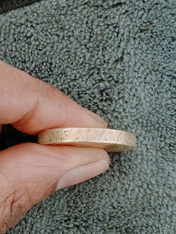 1983 One Pound Queen Elizabeth II