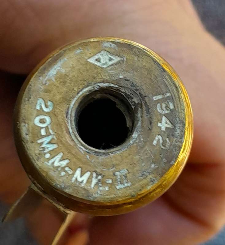 WW2 Trench Art  with 1942 20 mm MVII, Vickers K42 fiz and 303 bullets - (bullets all deactivated)