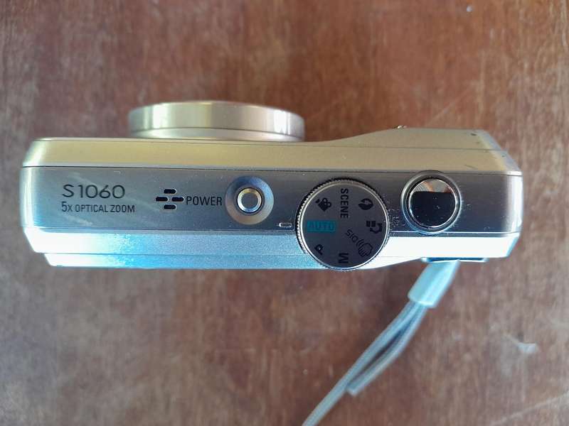 Samsung S1060 camera 6.3 31.5 mm