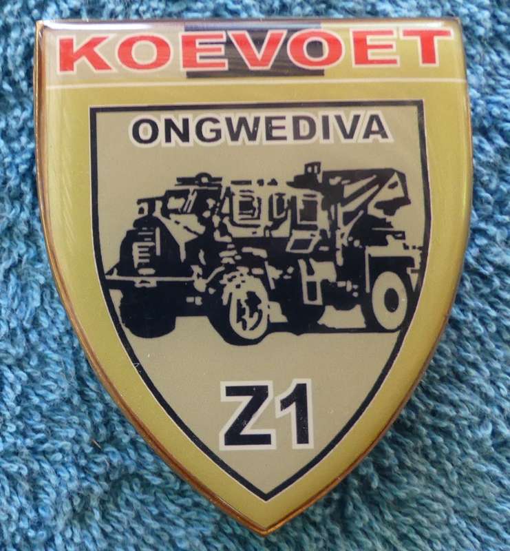 KOEVOET, Shoulder Flash - Z1-- ONGWEDIVA  -- All pins Intact