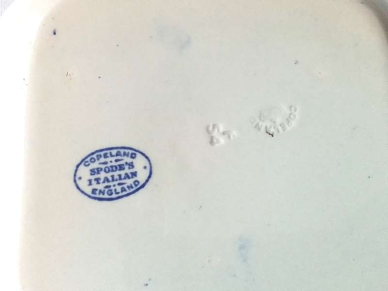 Copeland Spodes   'Italian'    Square    Bowl