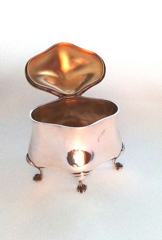 CHESTER   1908   -   TEA  CADDY