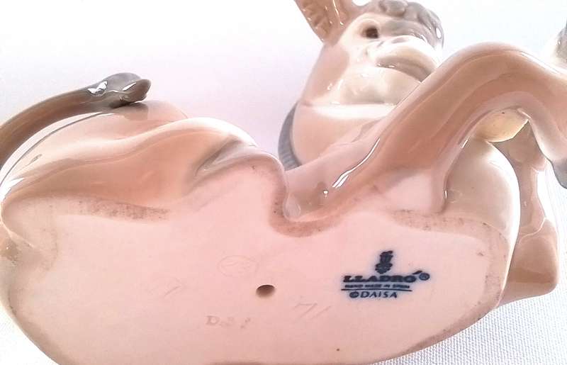 Lladro   -   Donkey   ``IN  LOVE ``   4524
