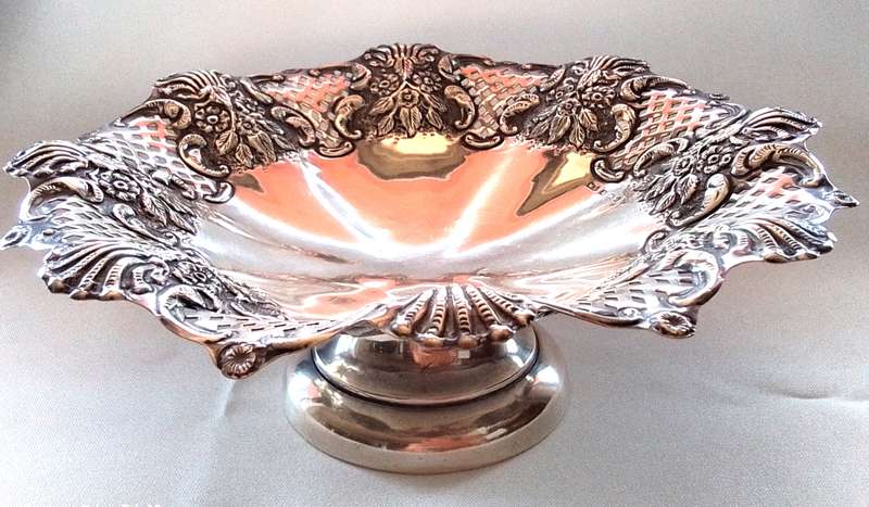 Birmingham 1903  -  Pierced Relief Footed Bowl