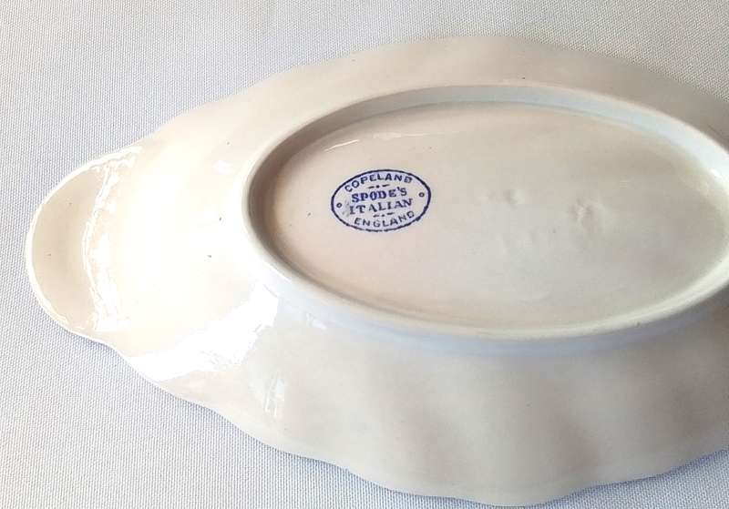 Copeland Spode's   'Italian'    Shell  Shaped   Bowl
