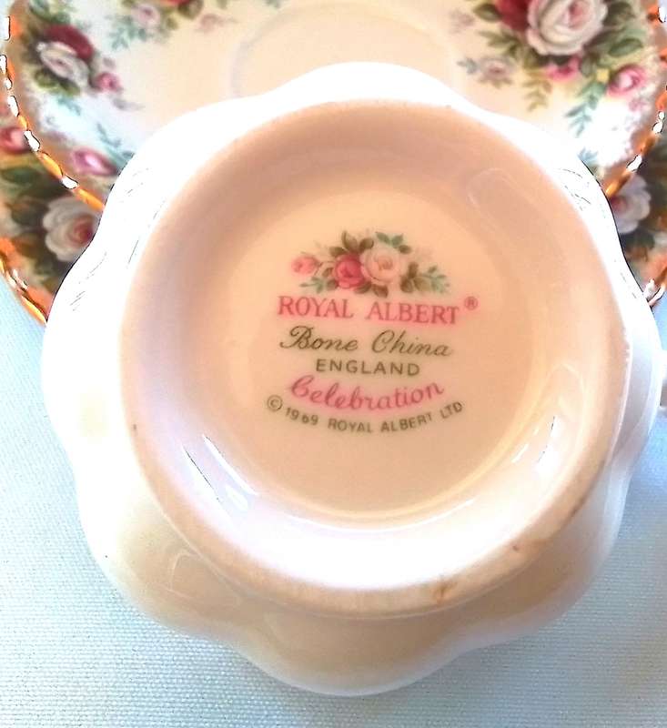 Royal Albert  -  CELEBRATION -  Trio
