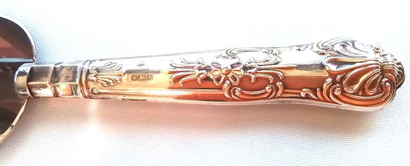 Sterling Silver  -  Kings Pattern  -  Pie  Server