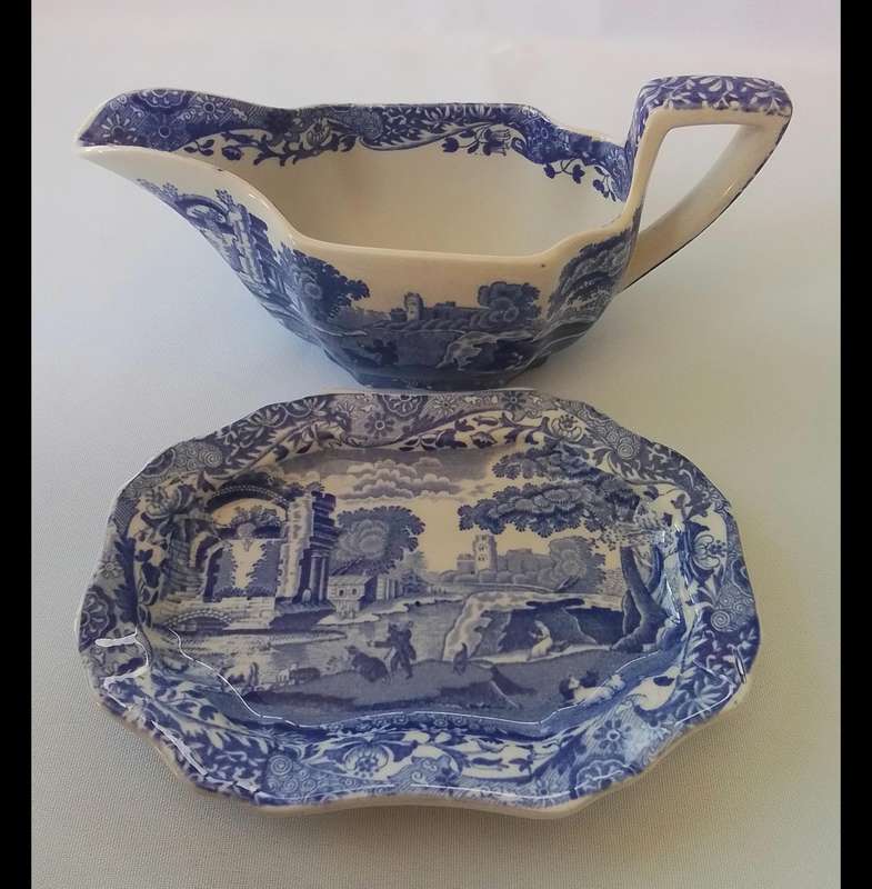 Copeland Spodes   'Italian'    Gravy Boat on Tray