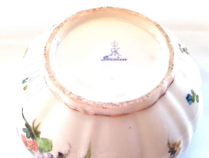 DRESDEN  -  Floral  Cache  -  Vase with Handles