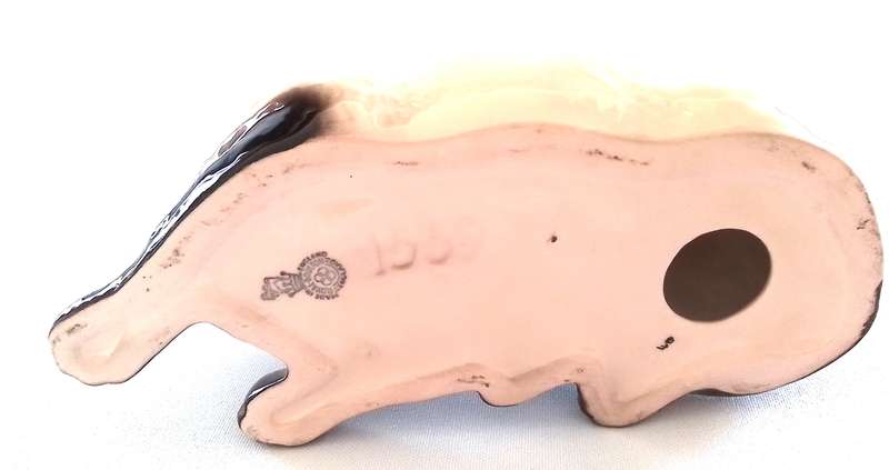 ROYAL DOULTON  -  SIAMESE  CAT