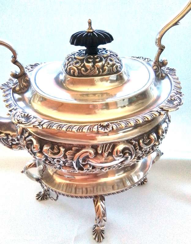 CHESTER  1902  -  RELIEF  KETTLE  on  BURNER