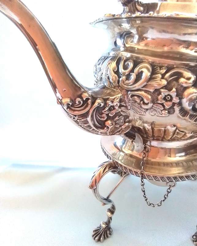 CHESTER  1902  -  RELIEF  KETTLE  on  BURNER