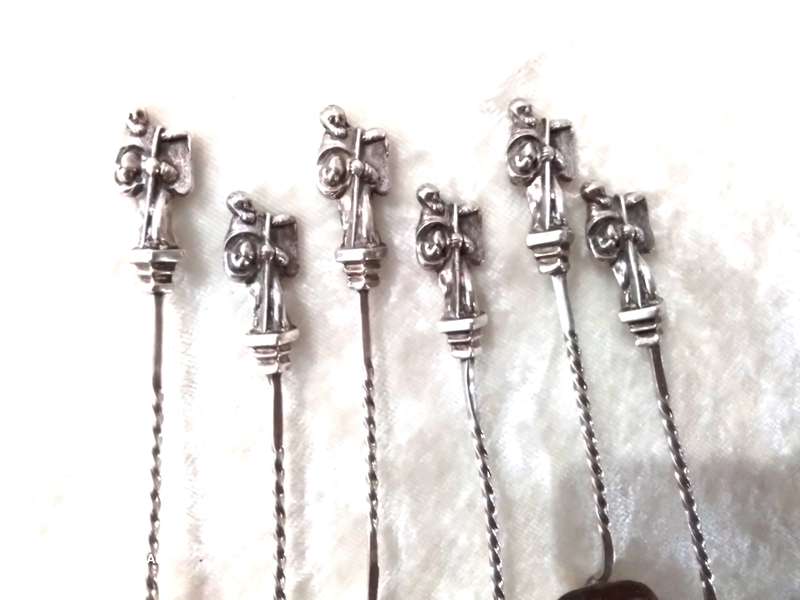 Birmingham  1898  -   Cased  Set  of  Coffee Spoons  &  Tongs