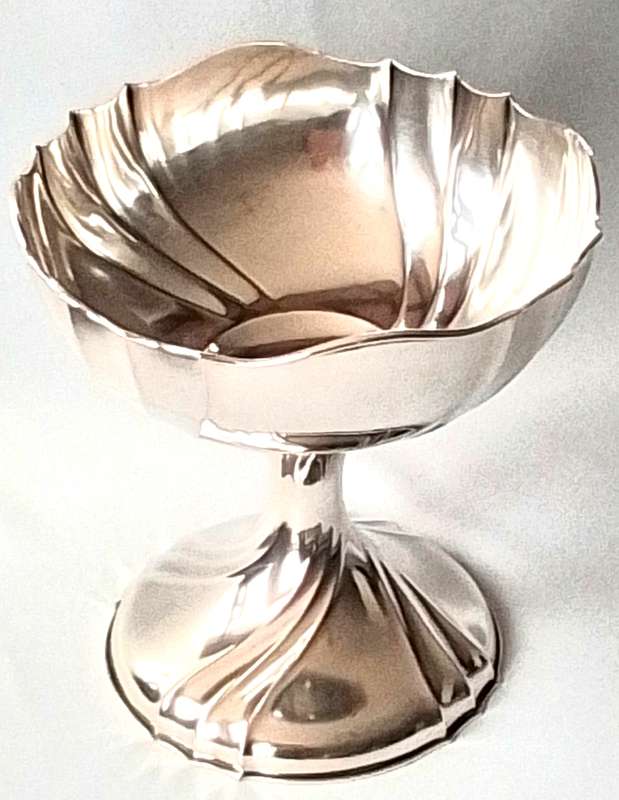 800  Silver  Art Nouveau  Footed  Bowl