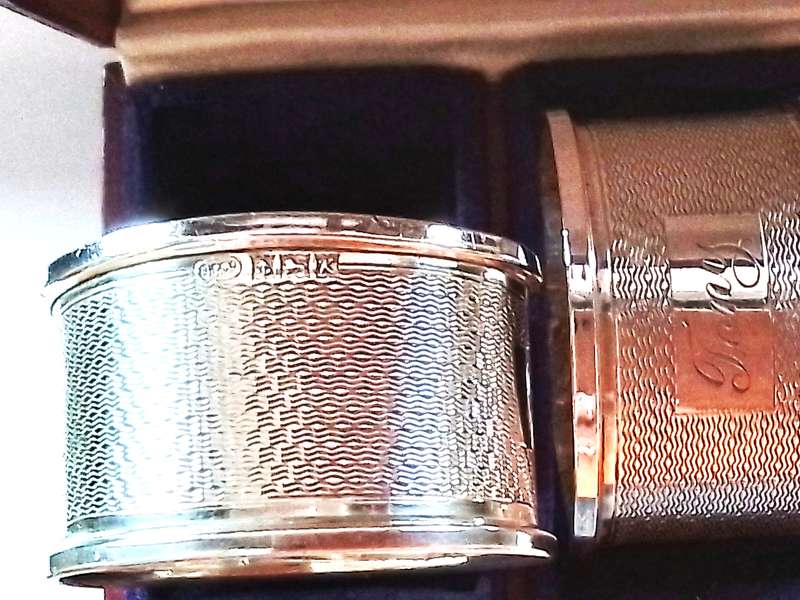 Birmingham 1959  - Cased  pair  Napkin Rings