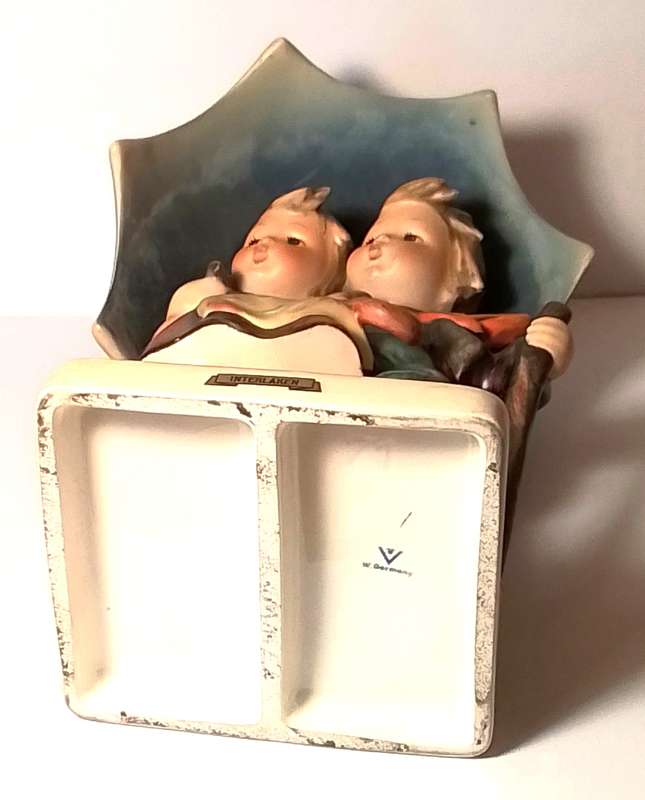 Goebel Hummel  -  Stormy  Weather  Figure