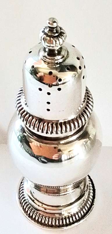 London  1969  -  Silver  Salt  Pot