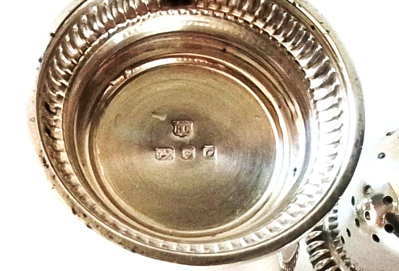London  1969  -  Silver  Salt  Pot