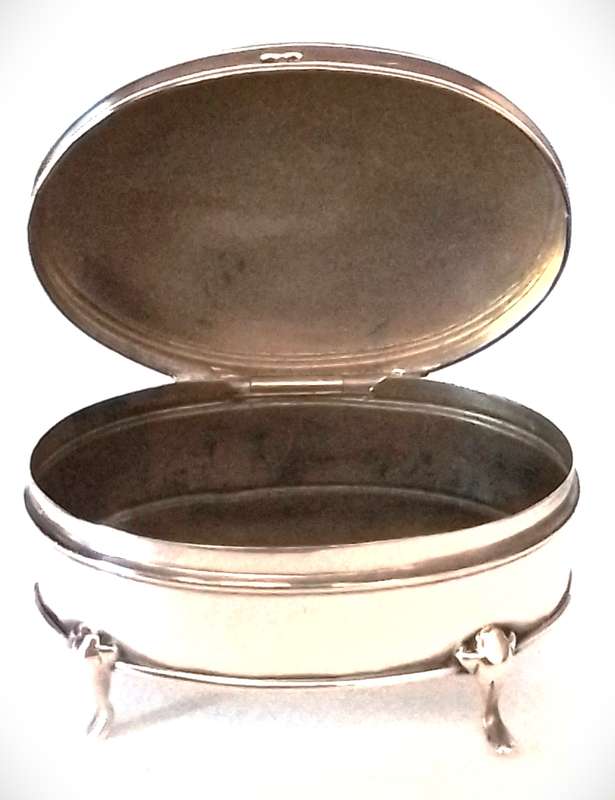 Birmingham  1910  Footed  Oval  Trinket