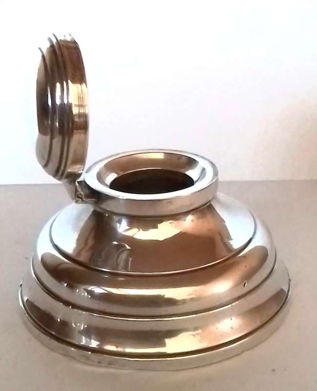 CHESTER  1918  -  INK  POT