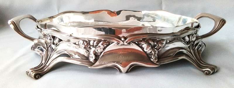 '800'  Silver  -  Art  Nouveau   -  Oval Footed  Relief  Dish with Plated Liner