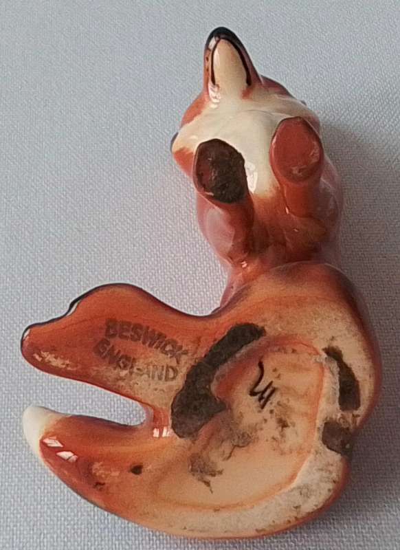 Beswick  vintage porcelain Fox Figure
