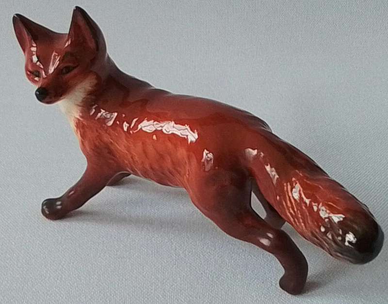 Beswick - Vintage porcelain  Fox Figure