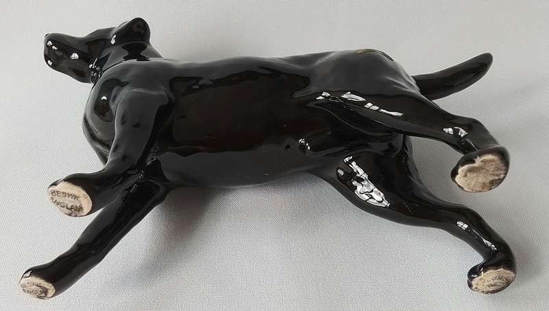 Beswick  -  Vintage porcelain  -  Labrador  Dog  Figure