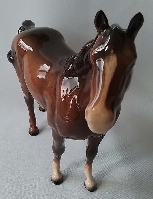 Beswick  -  Vintage  Porcelain  -  Horse  Figure