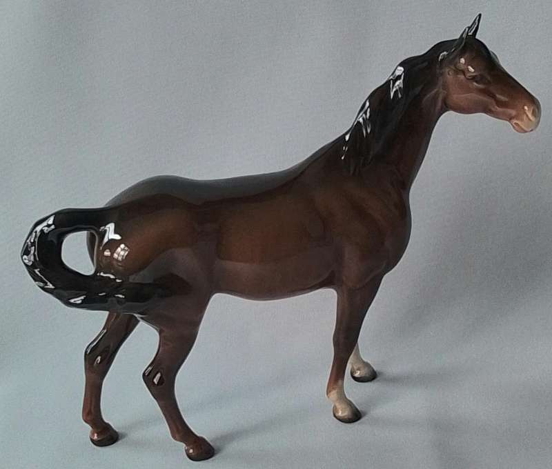 Beswick  -  Vintage  Porcelain  -  Horse  Figure