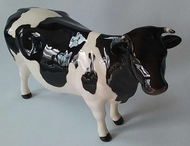 Beswick  -  Vintage porcelain  -  Cow