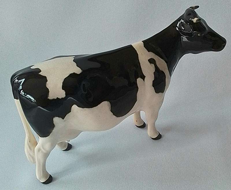 Beswick  -  Vintage porcelain  -  Cow