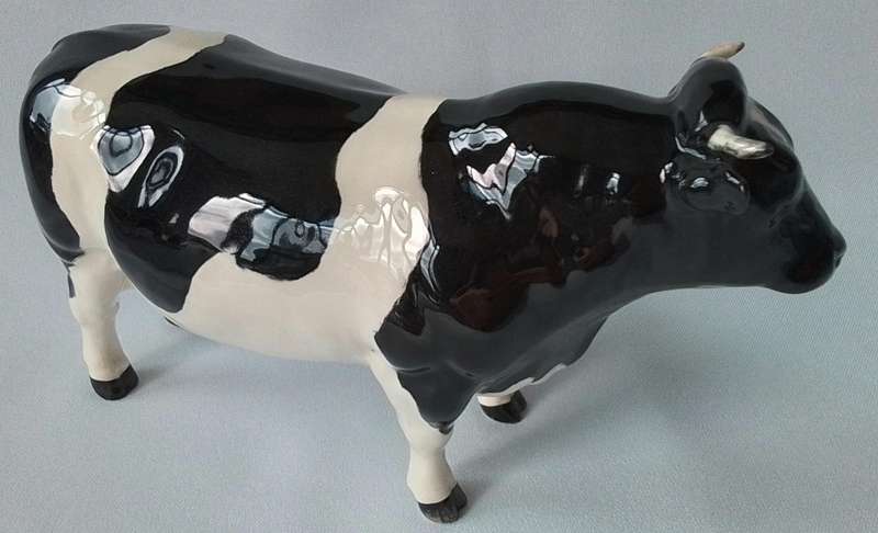 Beswick  -  Vintage porcelain  -  Cow