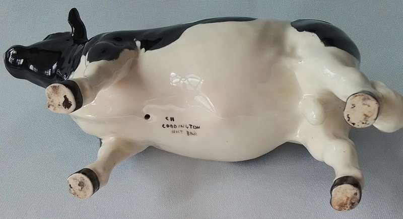 Beswick  -  Vintage porcelain  -  Bull  figure