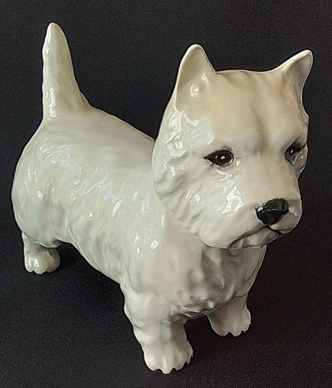 Beswick  -  Vintage porcelain  -  Westie Dog Figure