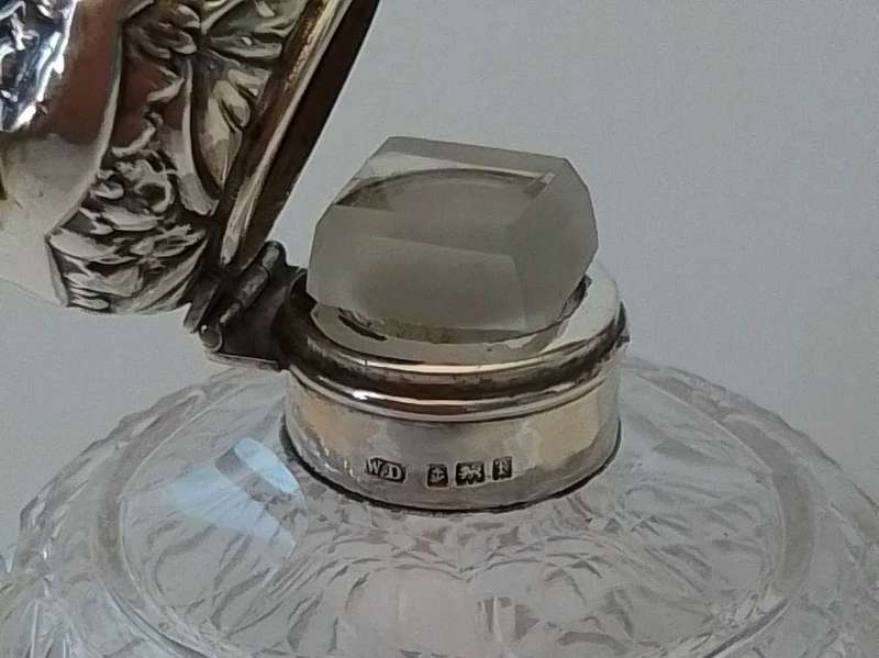 Birmingham 1905 - Silver Top Perfume Bottle  [P7]