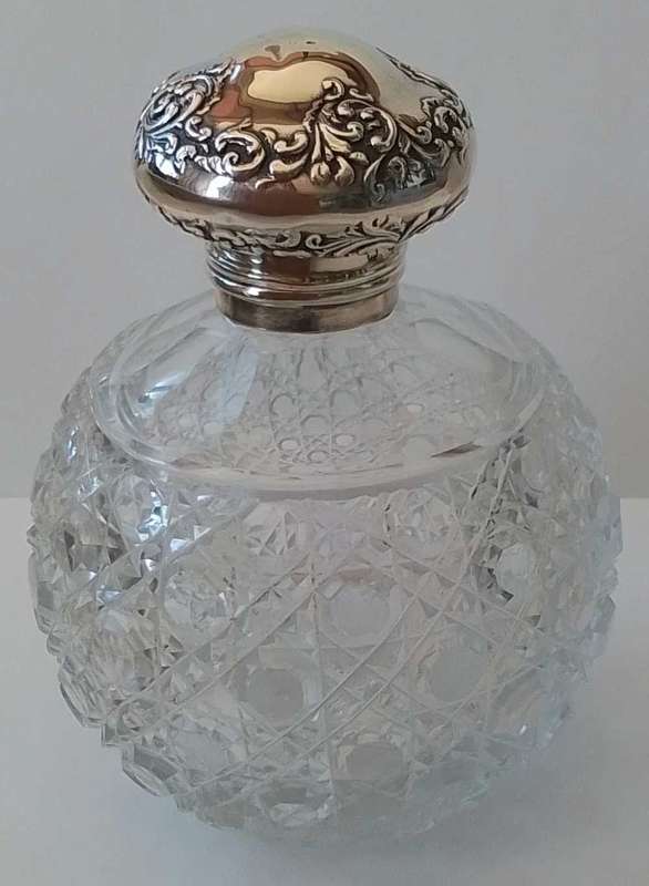 London  1927   -  Silver  Top  -  Perfume  bottle  [P3]