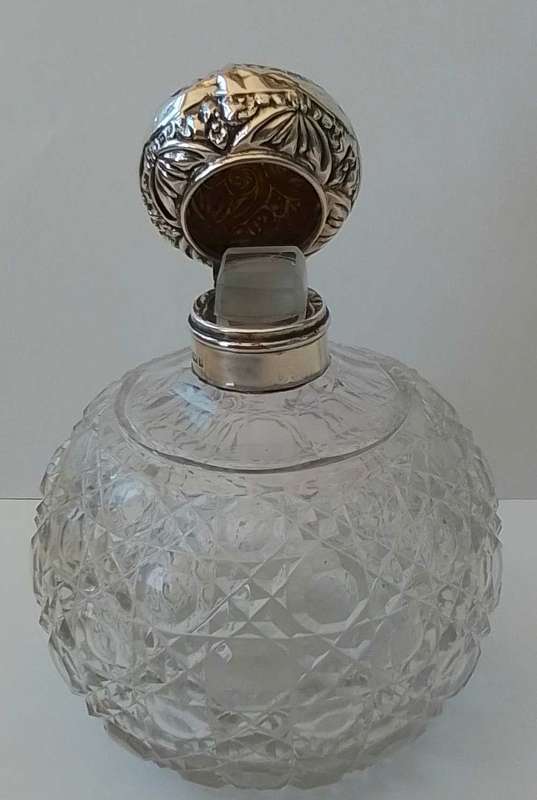 Birmingham 1905 - Silver Top Perfume Bottle  [P7]