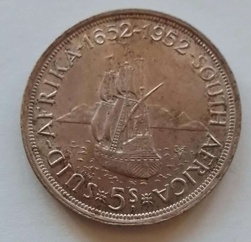 1652 - 1952  Union of SA Crown  /  5 Shilling  [ C21]