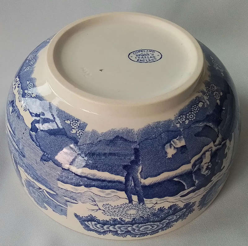Copeland  Spodes  'Italian'   Medium  Serving  Bowl