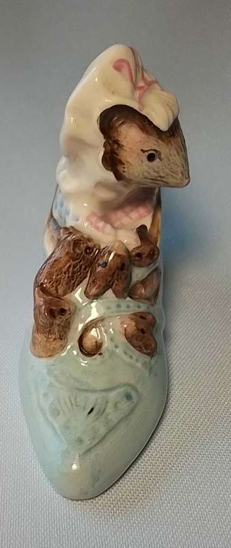 Beswick  Beatrix  Potter  - The Old Woman who lived in a Shoe