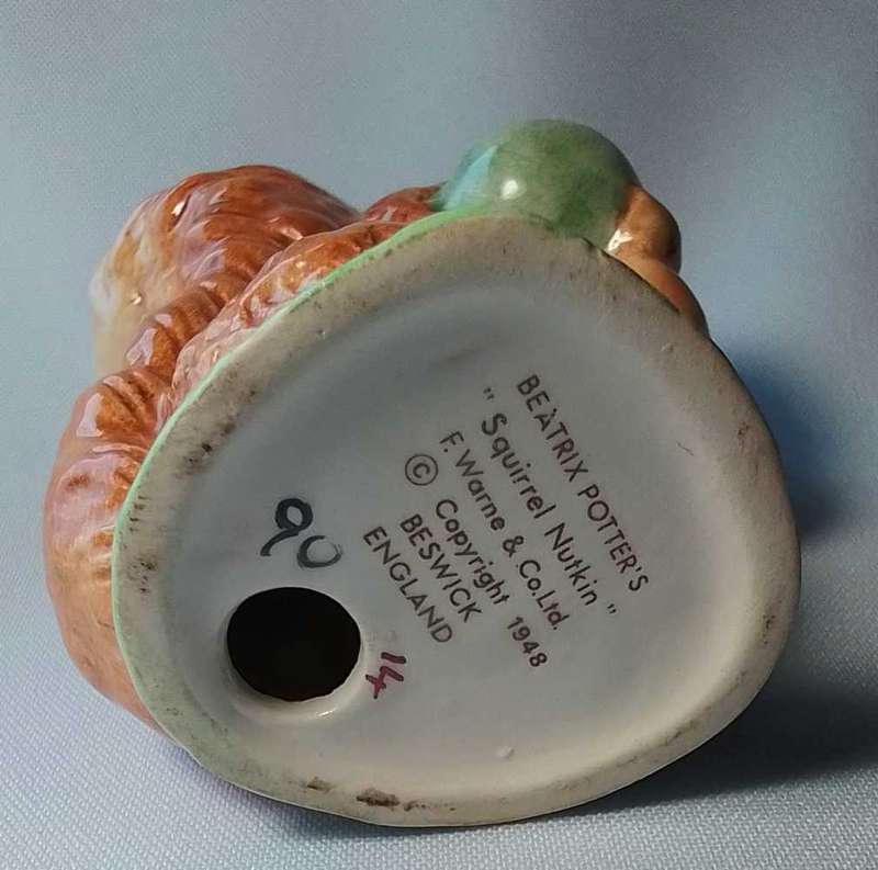 Beswick  Beatrix  Potter   -  Squirrel  Nutkin  -  Figure