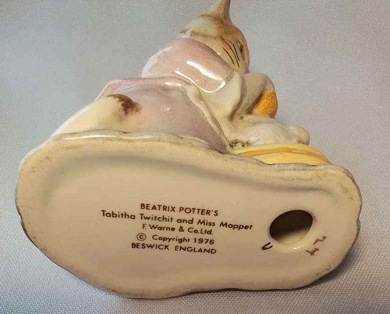 Beswick  Beatrix Potter  - Tabitha Twitchit and Miss Moppet
