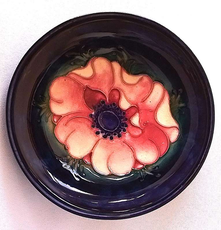 Moorcroft   `` ANEMONE``   Small  Bowl