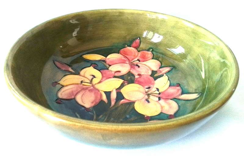Moorcroft   ``FREESIA``   Bowl