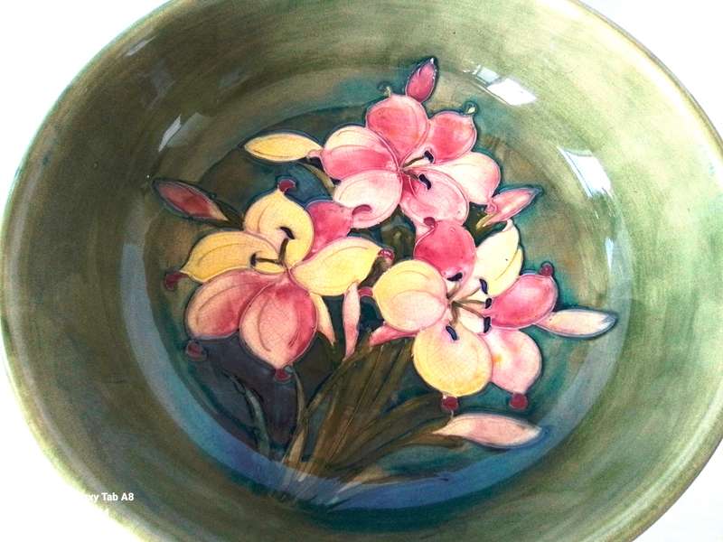 Moorcroft   ``FREESIA``   Bowl
