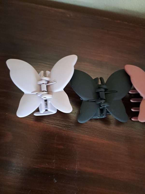 Hair Clips Large Butterfly 4 pieces