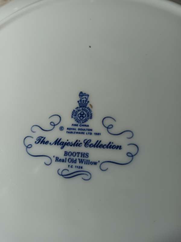 Royal Doulton 'The Majestic Collection' Booths Real Old Willow Plate