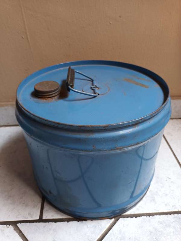 Vintage Hendlers Jerry Can